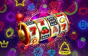 Bàn chơi casino trực tiếp sun20win với dealer chuyên nghiệp